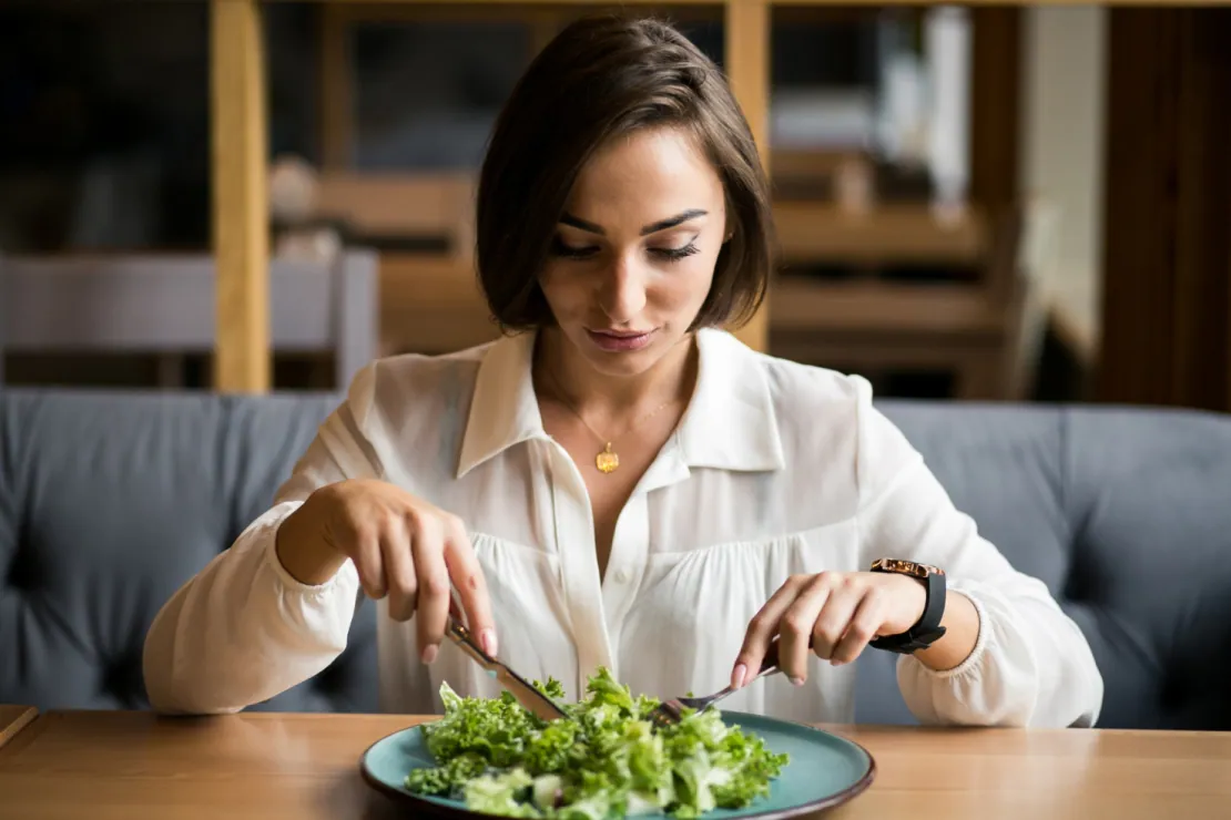 Eating Broccoli Before Bed: Good Idea or Bad Idea?