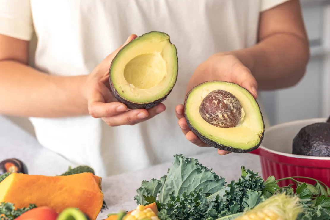 How to Eat an Avocado for Weight Loss: Does Avocado Really Help You Slim Down?